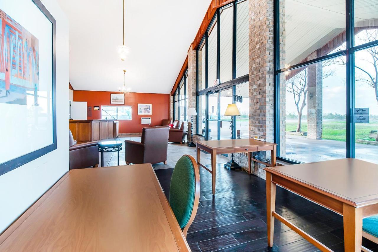 Oyo Hotel Three Rivers Tx Hwy 72 Simmons 외부 사진